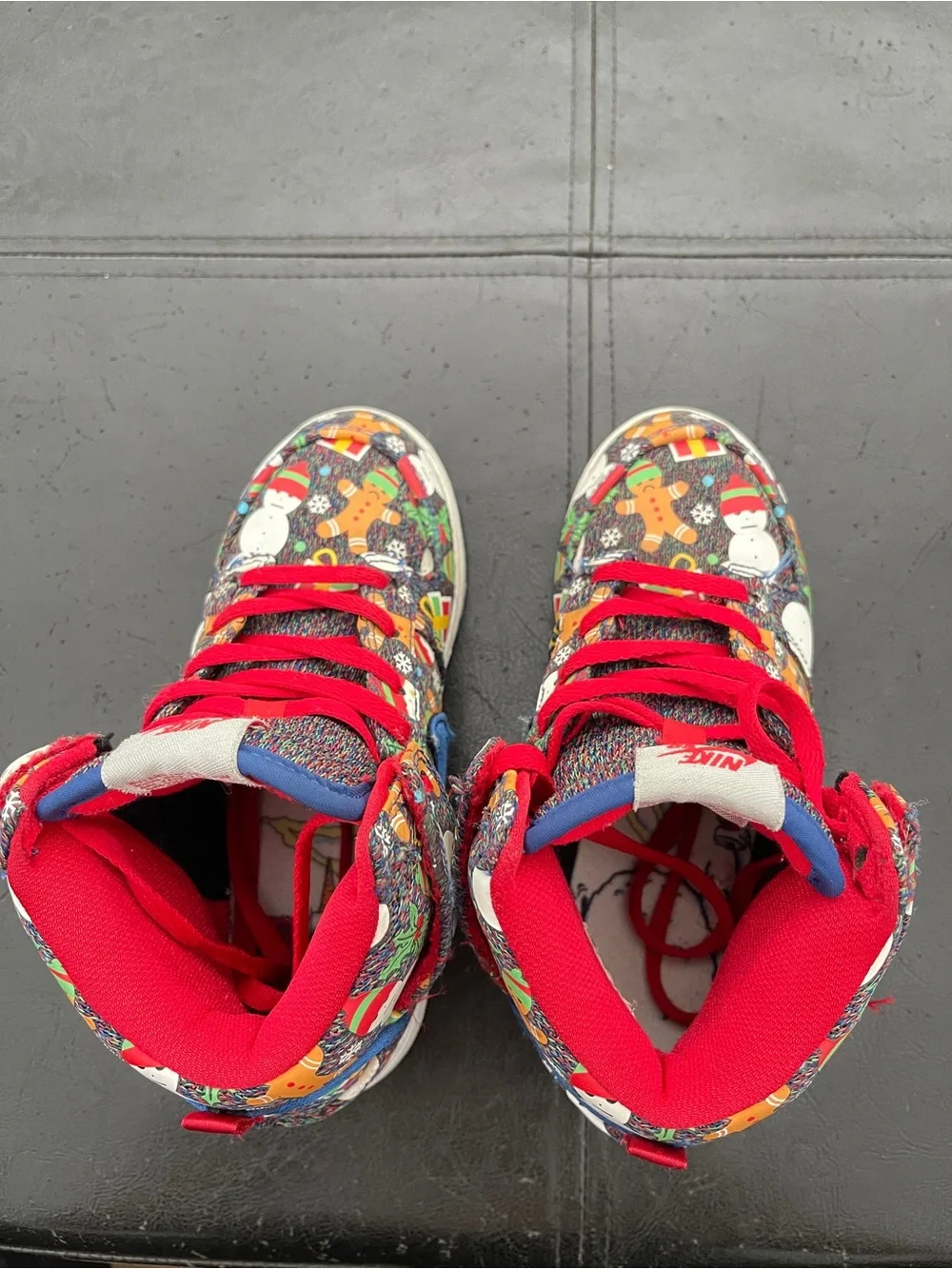 Limit edition Concepts x Nike SB Dunk High Ugly Christmas Sweater (2017)